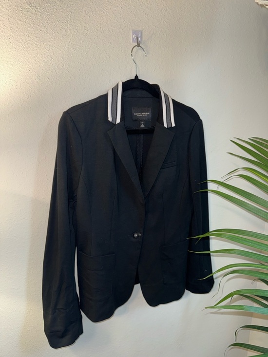 Banana Republic Jackets & Blazers - Banana Republic Black Blazer with White-Trim Stripe Collar